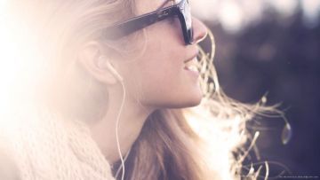 9 Tips Merawat Earphone yang Wajib Kamu Tahu, Biar Nggak Kesepian