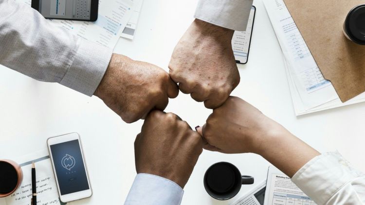 Karena Bekerja di Perusahaan yang Belum Punya Nama Justru Membuatmu Pantas Berbangga