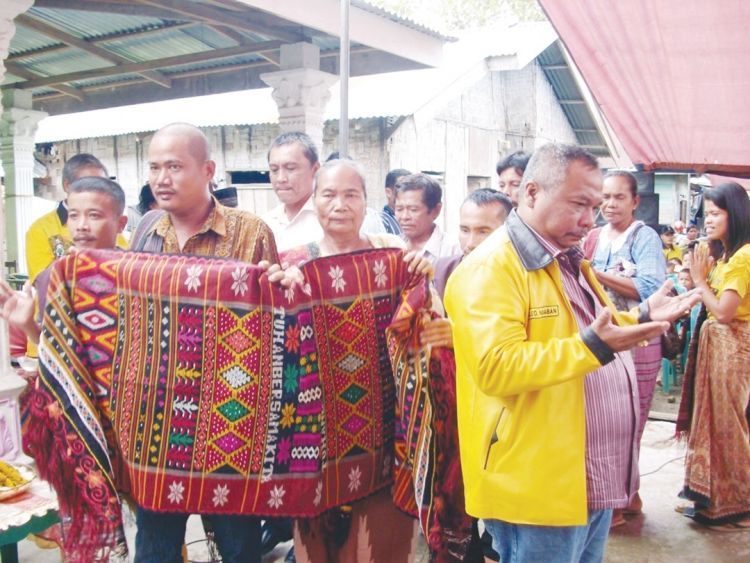 Corak Kehidupan yang Cuma Dipahami Oleh Orang Batak 27 ini tulang, itu inanguda