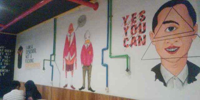 Benarkah Gibran Anak Jokowi Menyebarkan Paham Kelompok Illuminati? Kita Telusuri Bukti-buktinya 19 Mural di cafe Gibran yang jadi polemik