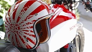 Dengan Menerapkan 9 Tips Ini, Helm Kesayanganmu Tak Akan Mudah Rusak dan Bau Apek Lagi