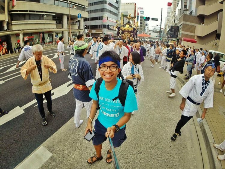 8 Alasan Kenapa Kamu yang Gemar Traveling Harus Menuliskan Kisah Perjalananmu di Blog 10 asdaasda