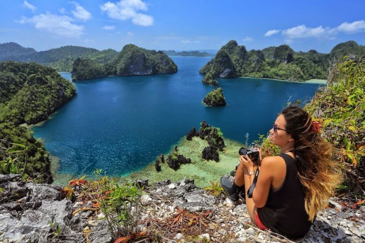8 Alasan Kenapa Kamu yang Gemar Traveling Harus Menuliskan Kisah Perjalananmu di Blog 9 Menulis membantu mengingat detil yang mudah terlupakan