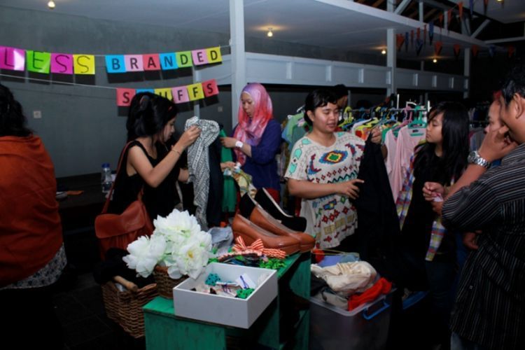 jangan pandang sebelah mata pada baju bekas