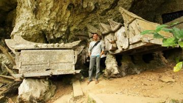 Alih-Alih Bikin Ngeri, Makam-makam Ini Jadi Destinasi Wisata yang Layak Kamu Sambangi