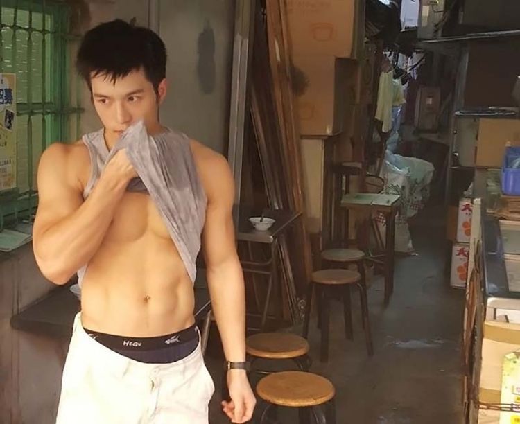 Kalau Abang-abangnya Seganteng Ini, Apa Kamu Masih Malas Makan Tahu Tempe Setiap Hari? 25 Flower_Boy_1