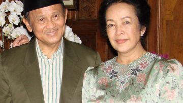 Cinta Habibie Pada Ainun yang Tak Pernah Sirna Walau Ajal Memisahkan