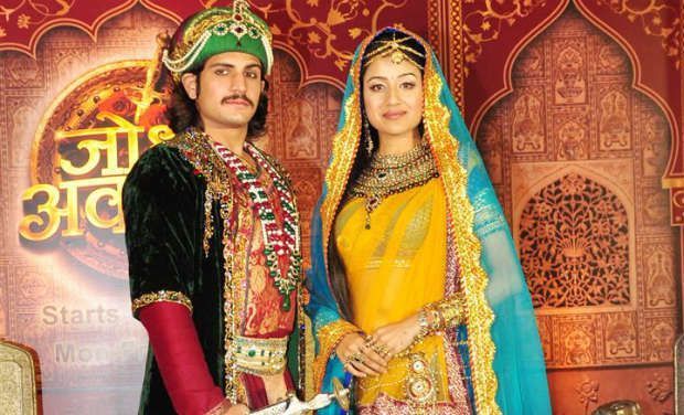 Di Balik Tren Gamis Jodha Akbar
