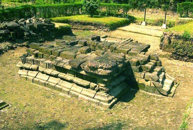 Reruntuhan Candi Gampinga