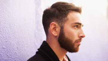 Kegantengan Cowok Makin Terpancar Dengan Rambut Halus di Muka: 5 Trik Ini Membantumu Mewujudkannya