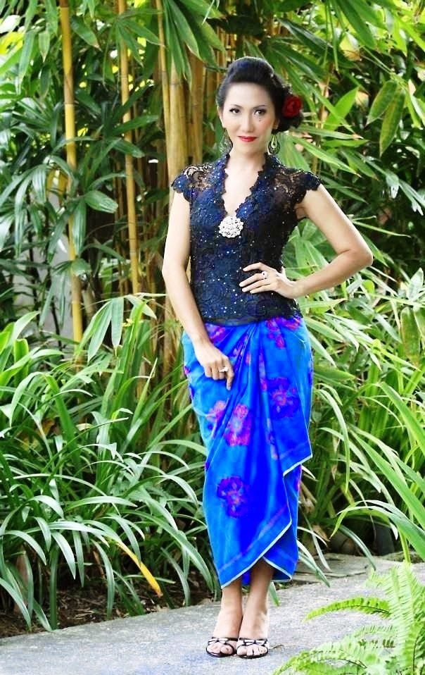 6 Gaya Kebaya Modern yang Menginspirasimu Untuk Acara Semi 