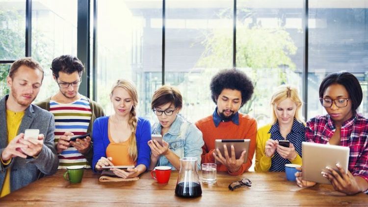 5 Media Sosial yang Diprediksi Booming di Tahun 2015 Ini Wajib Untuk Kamu Coba!
