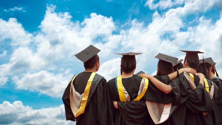 Untuk Sahabatku: Tak Kusangka, Kini Kita Sudah Semakin Dewasa