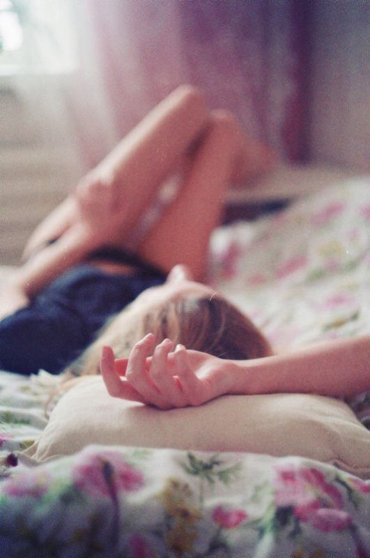 7 Tips Bisa Liburan ke Luar Negeri Meski Gajimu Cuma 2 Jutaan!