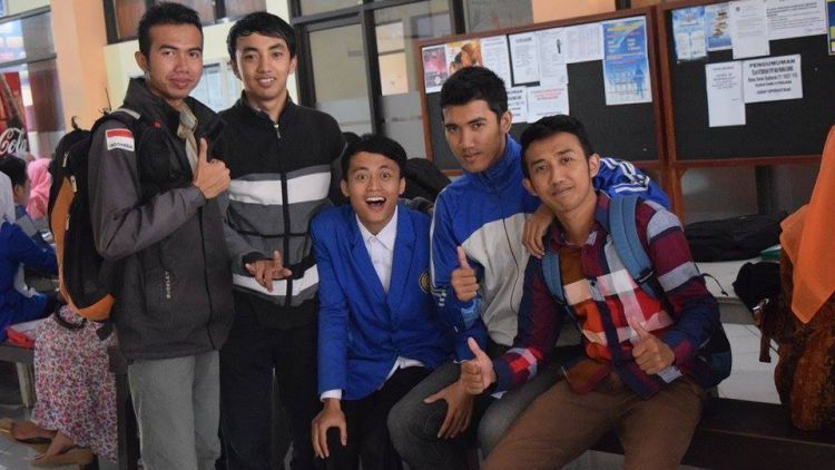 Untukmu yang Sedang Menantikan Kehadiranku