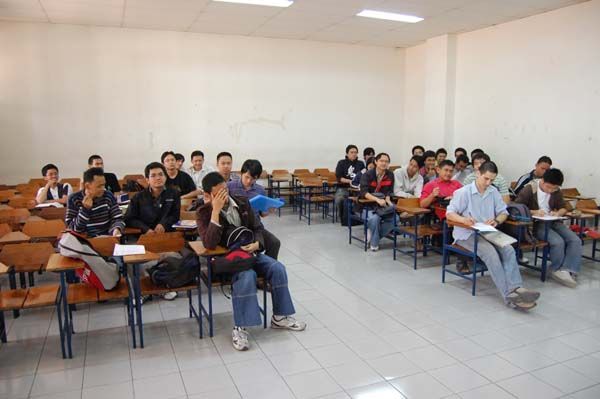 Foto Mahasiswa Kuliah