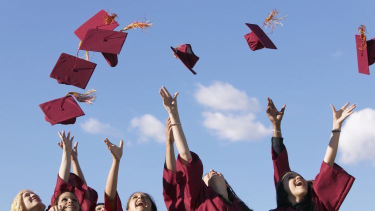 5 Kegalauan yang Pasti Dirasakan Mahasiswa yang Baru Lulus