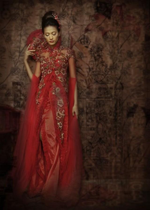 Kebaya pernikahan yang indah dan unik