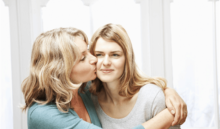 Teruntuk Wanita Setengah Dewi yang Kupanggil Ibu