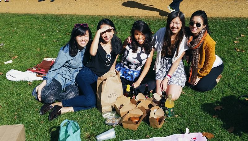 Biar Persahabatanmu Bertahan Lama, 6 Fun Things Ini Pasti Seru Dilakukan Bersama!
