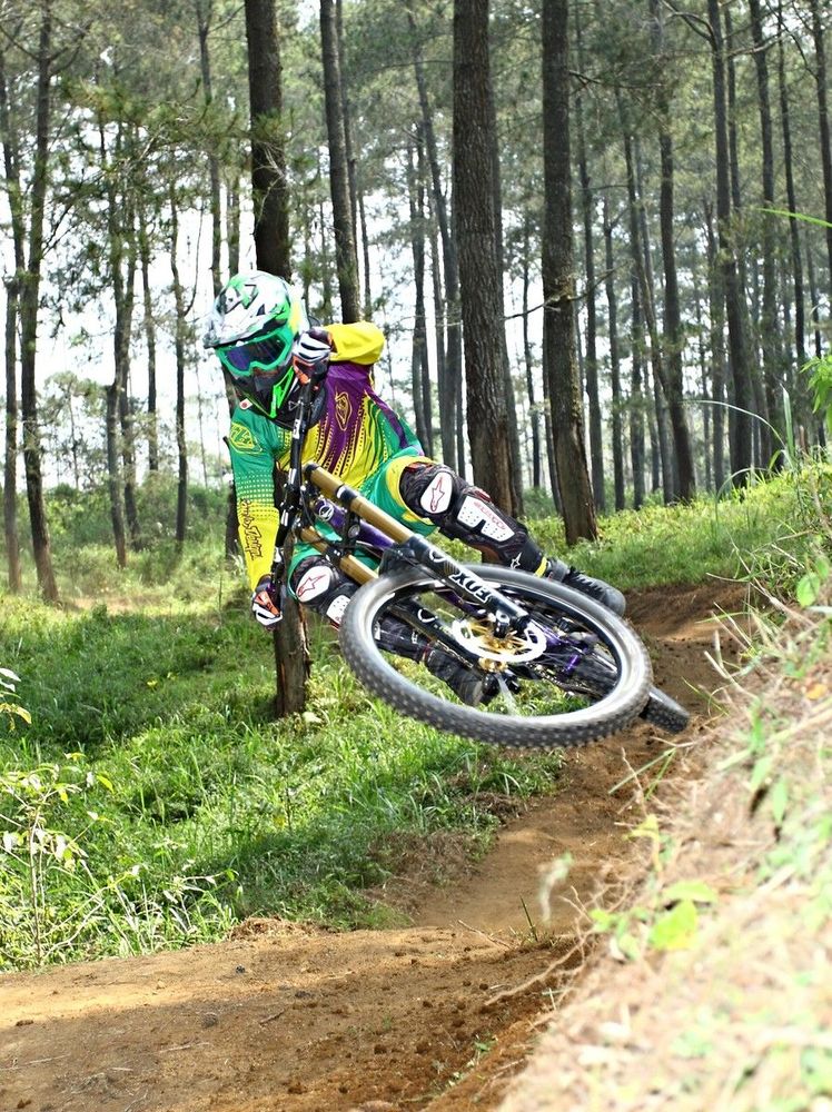 Tertarik Bermain Sepeda MTB? Pilihlah Sepeda Sesuai Gaya Bermainmu
