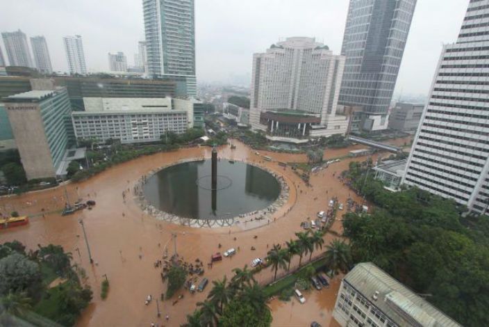 Kampung Pulo Memang Butuh Direlokasi