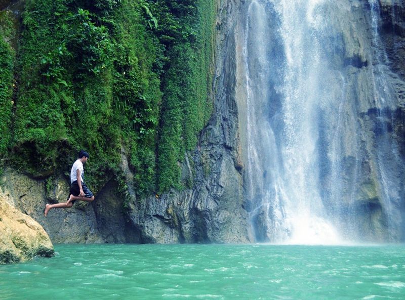 9 Air Terjun Terindah Di Pulau Jawa yang Pasti Membuatmu 