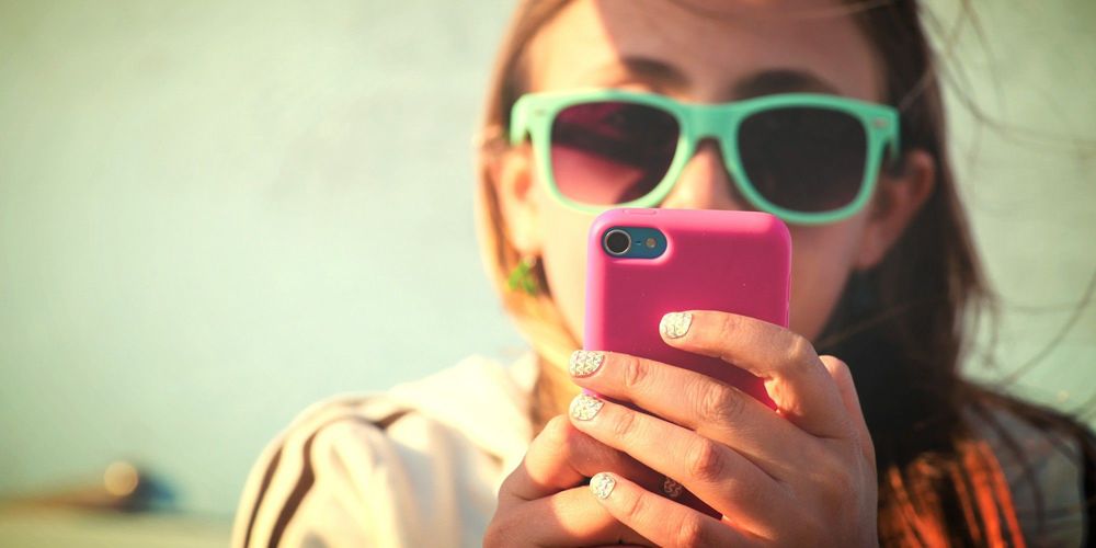 [Kuis] Apakah Kamu Menderita Nomophobia alias Ketergantungan dengan Handphone?