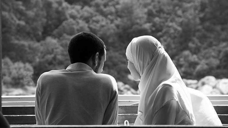 Untukmu yang Jauh di Sana, Tidak Banyak yang Kulakukan Selain Berdoa