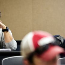 [Kuis] Angkatan Berapakah Kamu Berdasarkan Teknik Tidur di Dalam Kelas?