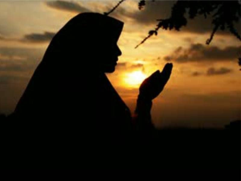 Untukmu yang Cintanya Tidak Dapat Kuraih Namun Selalu Kusebut Dalam Doa