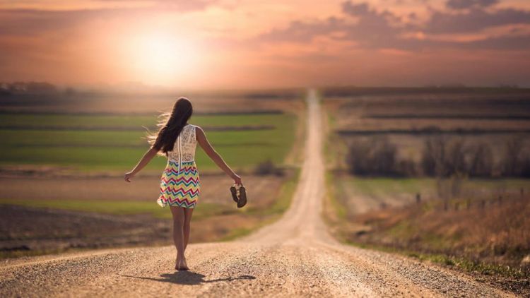 Galau? Udah Nggak Jaman Lah Ya! 7 Cara Ini Mempercepat Langkahmu untuk Move On.