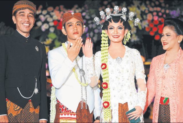 Dari dua jadi satu keluarga