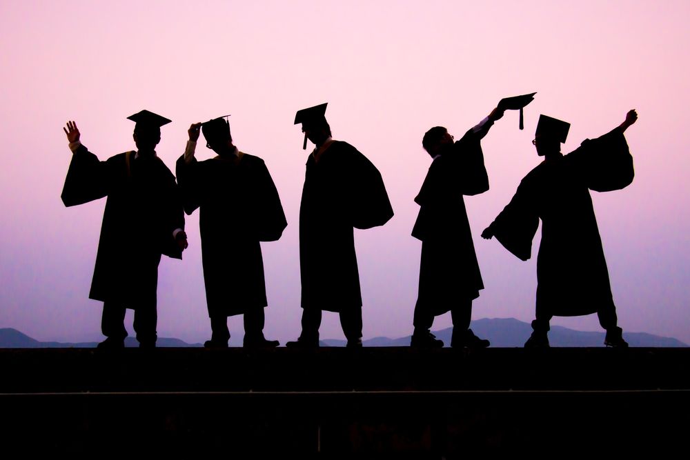 5 Kenyataan Hidup Selesai Hura-Hura Wisuda