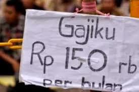 Guru Honorer adalah Pahlawan Tanpa Tanda Jasa yang Sebenarnya. 11 Pahit Manis ini yang kamu rasakan ketika menjadi guru honorer.