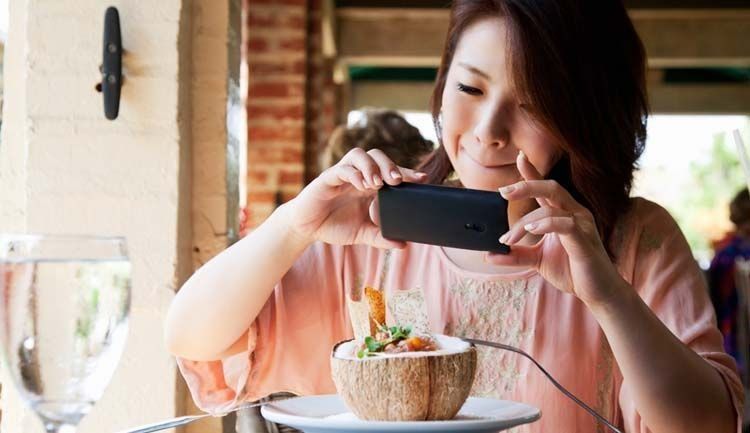 12 Macam Orang yang Akan Kamu Temui di Path Setiap Hari 15 Punya segudang list tempat makan.