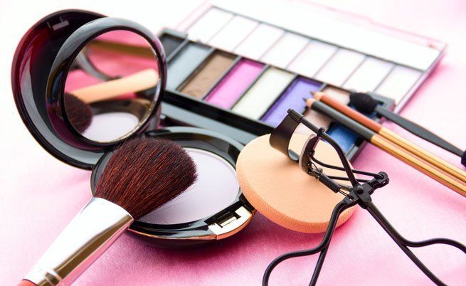 Cowok juga beli kosmetik loh