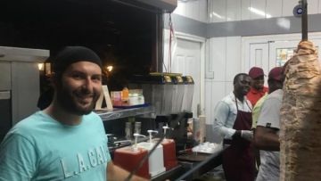 Shawarma VS Kebab, Kuliner Tradisional dengan Daging, Bedanya Apa, Sih?