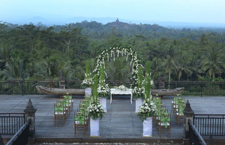 Latar candi