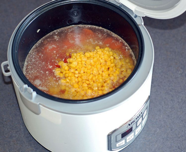 8 Menu Andalan Buat Kamu yang Suka Makannya Tapi Malas Cuci Piringnya 21 Rice cooker idolaku