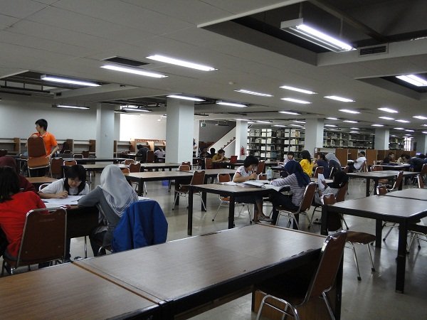 26 Suka-Duka yang Paling Sering Kamu Rasa Sebagai Mahasiswa ITB. Anak ITB Sejati, Pasti Ngerti! 67 tahun-tahun pertama menjadi tahun penuh persaingan