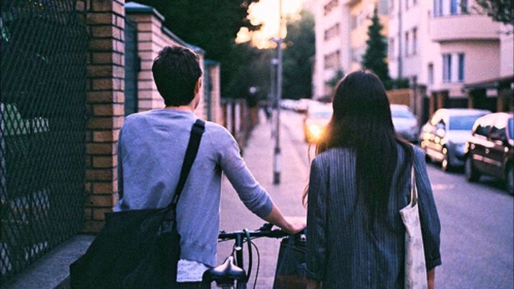 Ikuti 6 Langkah Ini, Agar Basa-Basi Kamu Bisa Seru dan Gak Canggung Lagi! 15 Beri jawaban kreatif
