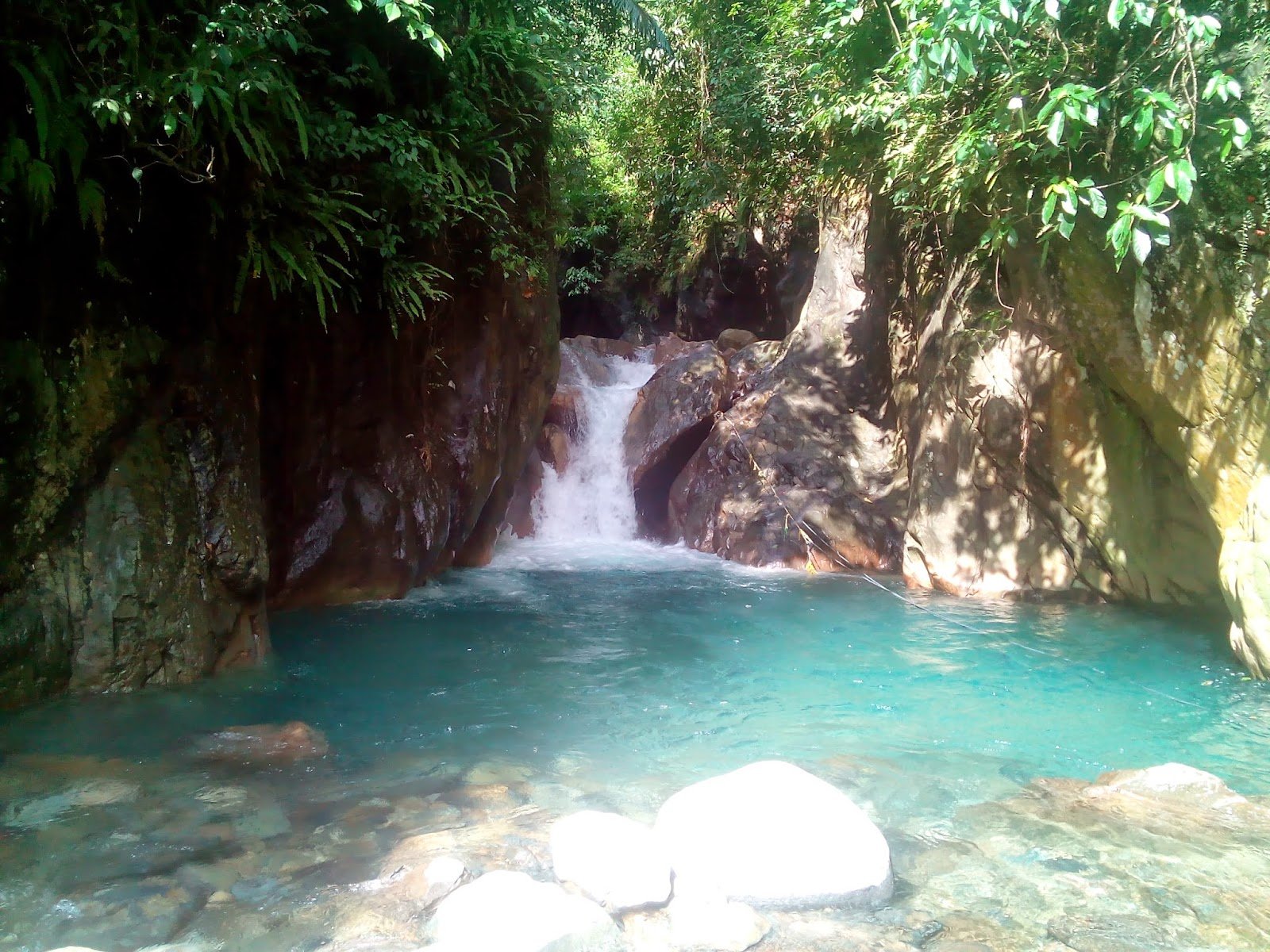 Daftar Air Terjun atau Curug di Jawa Barat yang Indah