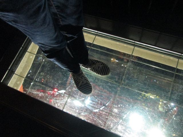 Lantai Kaca di Tokyo Tower