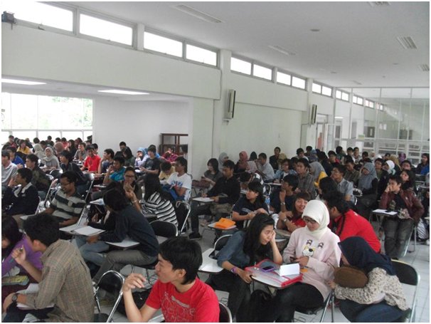 26 Suka-Duka yang Paling Sering Kamu Rasa Sebagai Mahasiswa ITB. Anak ITB Sejati, Pasti Ngerti! 84 ada yang pernah ikutan Pekan Ilmiah Mahasiswa Nasional (PIMNAS) ?