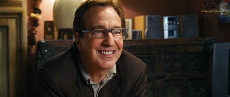 Alan berperan jadi Harry