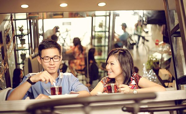 10 Konsep Foto PreWedding yang Menarik dan Sederhana, Tanpa Perlu
Tampak Terlalu Mesra