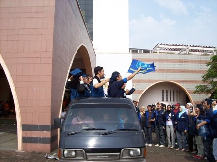 26 Suka-Duka yang Paling Sering Kamu Rasa Sebagai Mahasiswa ITB. Anak ITB Sejati, Pasti Ngerti! 75 momen yang ga akan kamu lupain