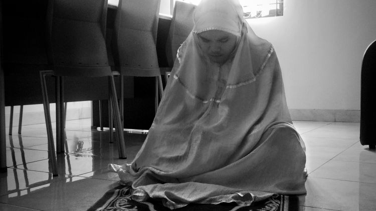 Cara Berdoa Kita Memang Berbeda, tapi Semoga Dengan Pengharapan yang Sama