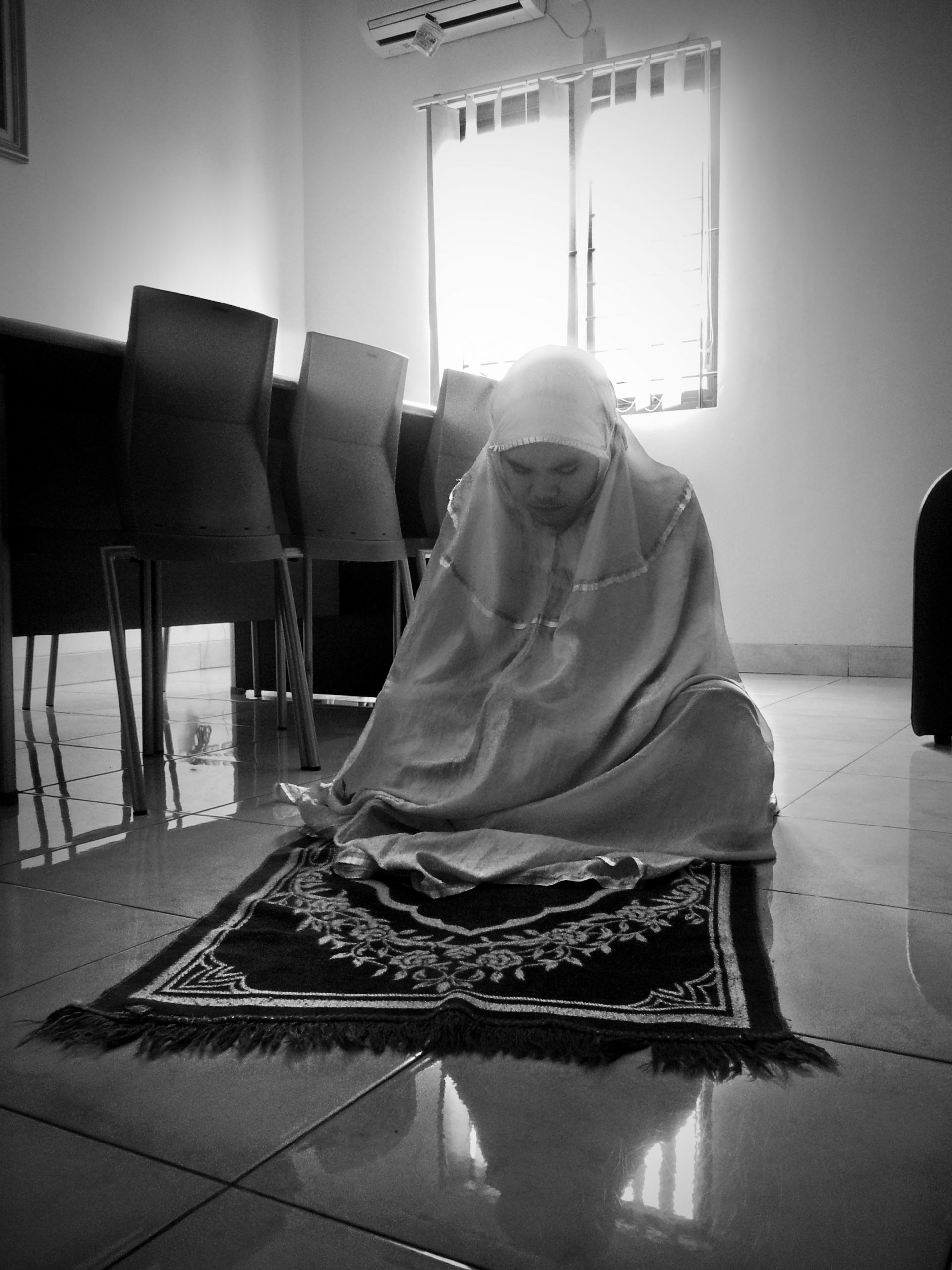 Cara Berdoa Kita Memang Berbeda, tapi Semoga Dengan Pengharapan yang Sama